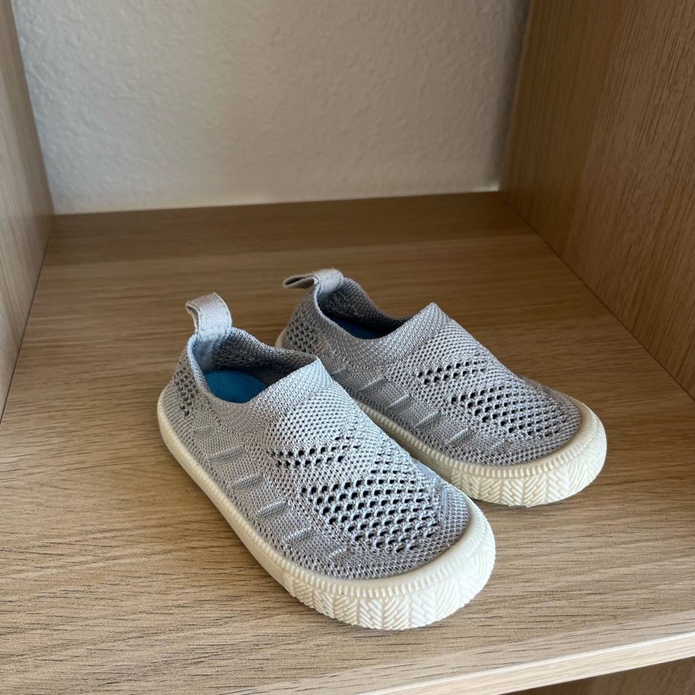 Jan & Jul Gray Slip-On Sneakers